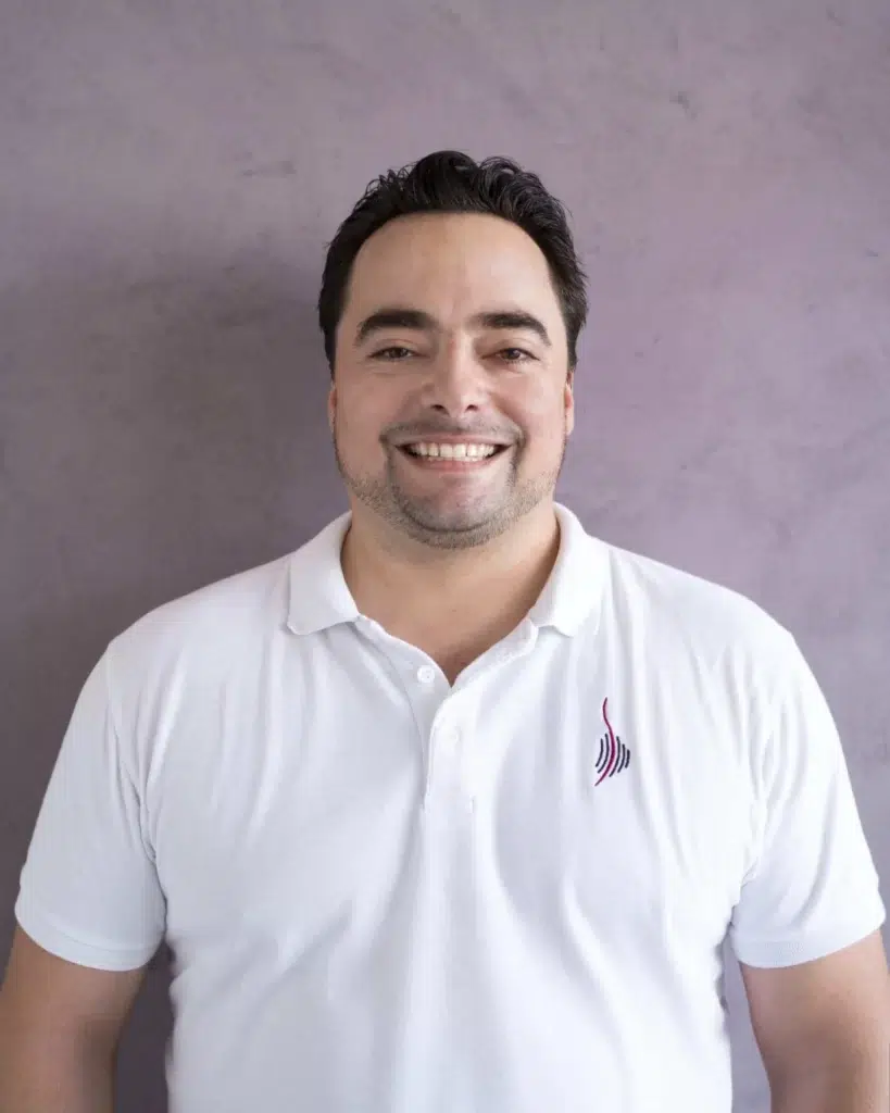 Alexandro Rojas Masseur